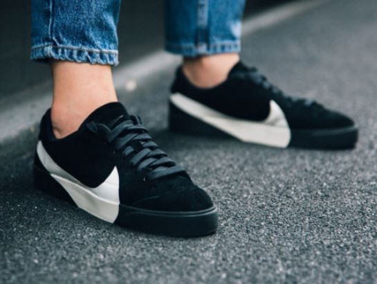 nike blazer oversized swoosh