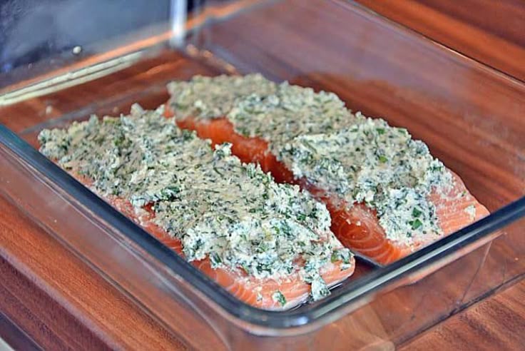 Welche Krauter Passen Zu Fisch Kräuter-Lachs im Ofen | AlleKochen.com in 2020 | Lachs im ofen, Lachs