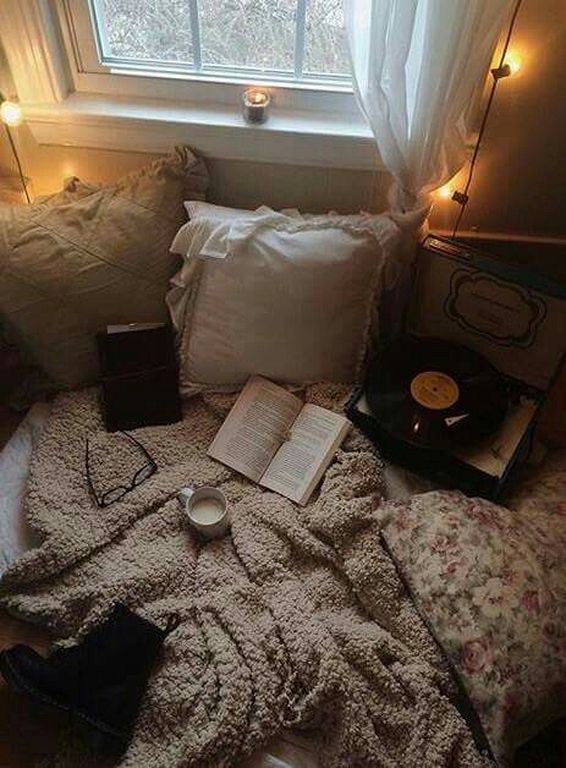 Interior Fall Bedroom Decorating Ideas best 25 fall bedroom decor ideas on pinterest room and dyi decor