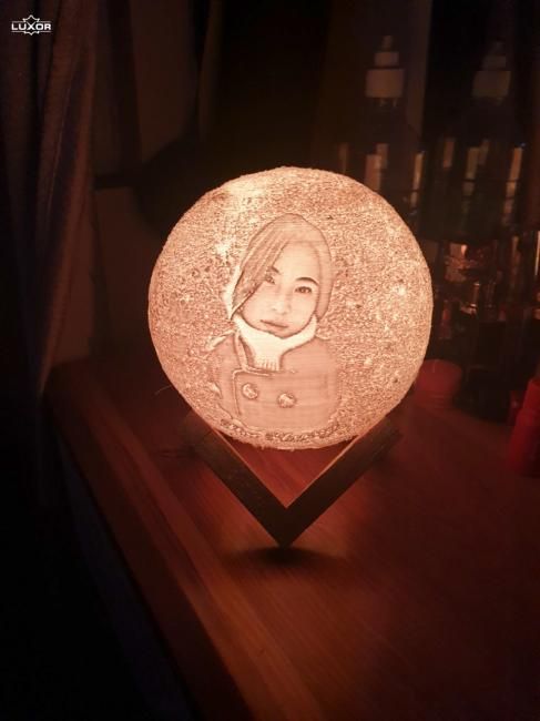 ĐÈN NGỦ MẶT TRĂNG 3D SIZE 15CM ( TÙY CHỌN ẢNH ) trong 2020 | Đèn ngủ