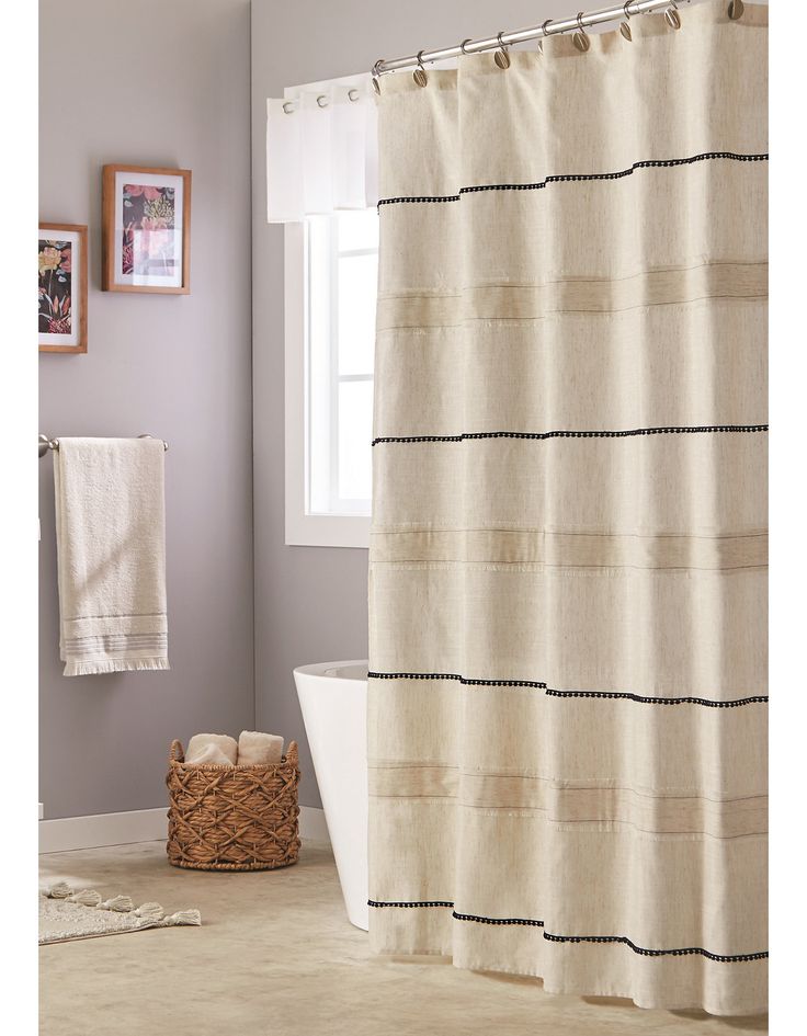 Multicolored SKL HOME by Saturday Knight Ltd Arctic Holiday Shower Curtain Multicolored SKL HOME by Saturday Knight Ltd Arctic Holiday Shower Curtain