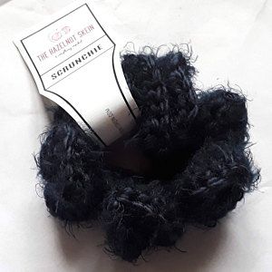 Download PRINTABLE Scrunchie Tags - Downloadable PDF. Hang tags for handmade scrunchies. DIY modern ...