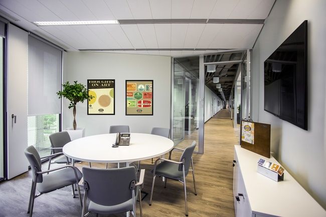 52 Best Lvt Tiles And Panels Płytki I Panele Winylowe Images On Simplay Biura Fossil Proj Ine