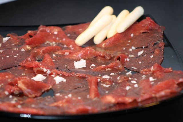 Carpaccio De Ternera Con Aceite De Trufa Negra Recetas De Comida Aceite De Trufa Comida Deliciosa