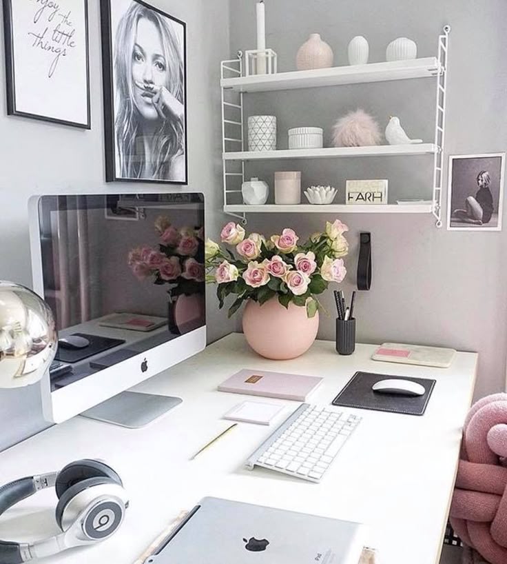 Office desk ideas. Small office space decorating ideas. Office accessories.