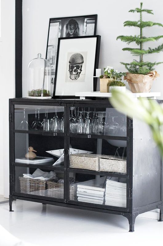 The Little Black Cabinet I N S P R A T O Pinterest Home The Little Black Cabinet I N S P R A T O Pinterest Home Decor And Room