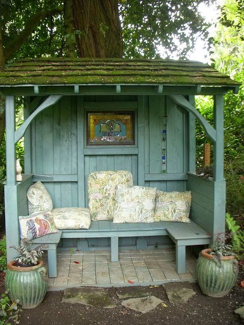 she sheds are womens perfect response to the man cave photos reading gardengarden - Garden Sheds Reading she sheds are womens perfect response to the man cave photos reading gardengarden - Garden Sheds Reading