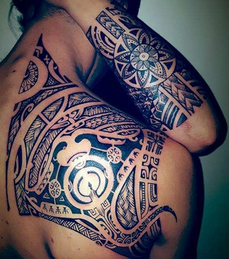 Maori tattoo frauen