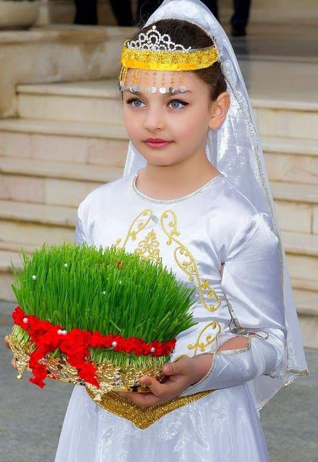 Azerbaycan Turk Kizi Tengri Turku Korusun Turk Budunu Sagolsun Azerbaijan Culture Traditional Dresses