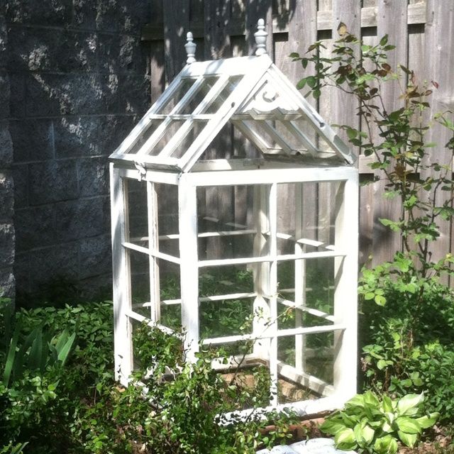 20 Best Table Top Greenhouses Images On Pinterest Greenhouse old window greenhouses | Greenhouse/Terrarium - I made this from recycled old windows. - 20 Best Table Top Greenhouses Images On Pinterest Greenhouse
