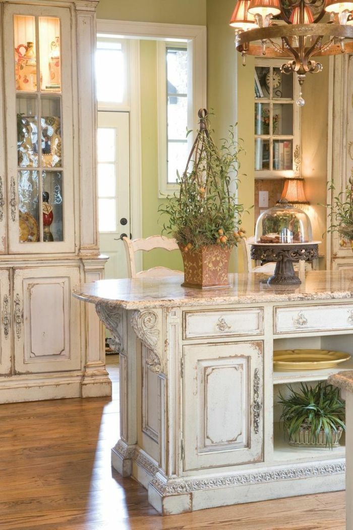 indoor plants and various decorations, inside a shabby chic kitchen ... indoor plants and various decorations, inside a shabby chic kitchen ...