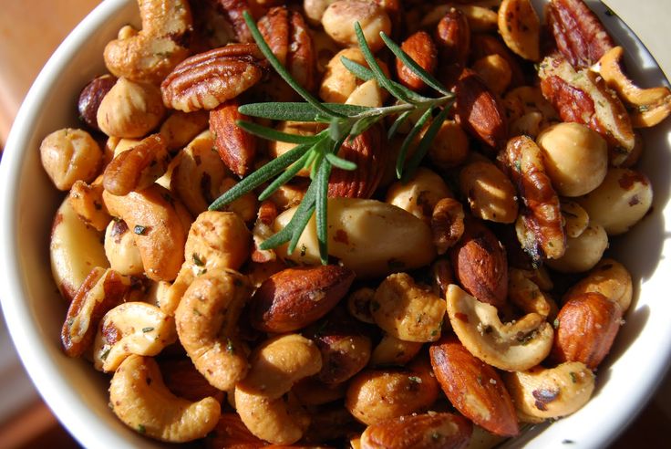 Mixed Nuts with Crispy Herb and Garlic Recipe Recipes, Wine recipes, Pecan recip