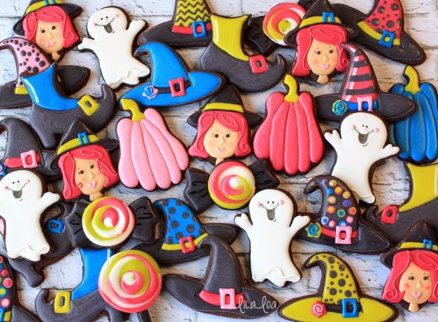 how to make decorated sugar cookies that look like a witch for halloween tutorial - Halloween Cookie Decorating how to make decorated sugar cookies that look like a witch for halloween tutorial - Halloween Cookie Decorating