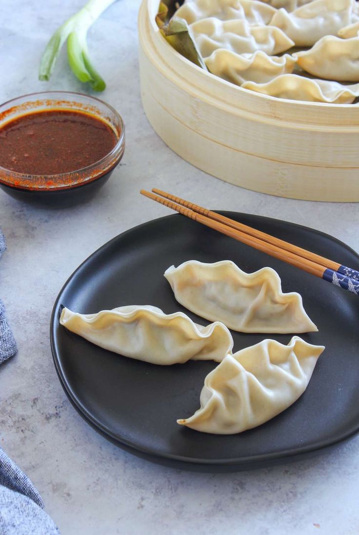 Easy Thai Steamed Dumplings with an Addictive Dipping Easy Thai Steamed Dumplings with an Addictive Dipping