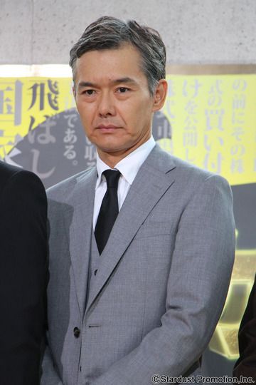 渡部篤郎の髪型が女子ウケ抜群 ツーブロックなどのオーダー セットを解説 Slope スロープ 渡部 メンズ 髪 髪型 メンズ ツーブロック 渡部篤郎の髪型が女子ウケ抜群 ツーブロックなどのオーダー セットを解説 Slope スロープ 渡部 メンズ 髪 髪型 メンズ ツーブロック