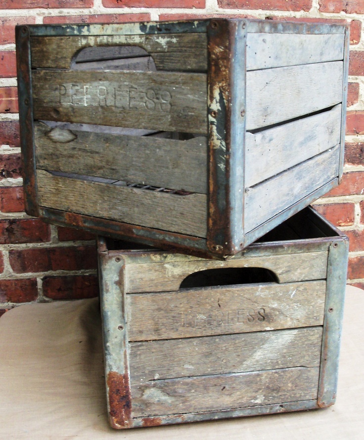 Vintage Wooden Milk Crate For Bases Of Centerpieces Case Candy Bags Vintage Wooden Milk Crate For Bases Of Centerpieces Case Candy Bags