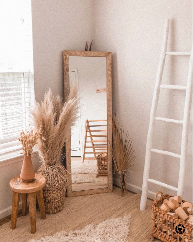 Bohemian minimalist & modern full length mirror decor arrangement ideas