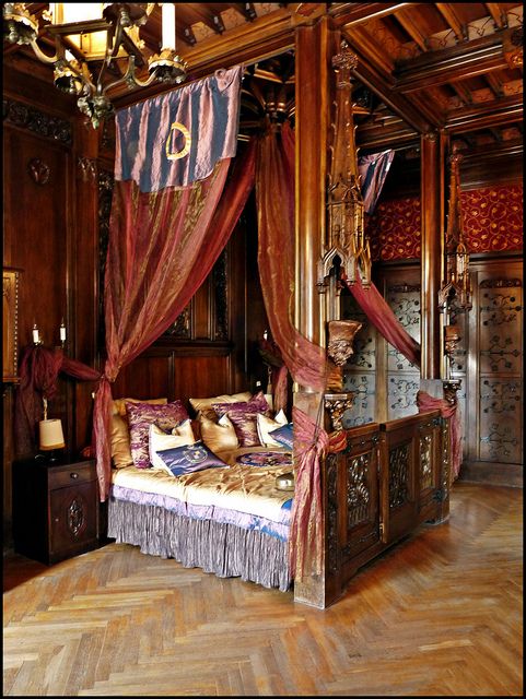 Best 25+ Castle interiors ideas on Pinterest  Medieval 