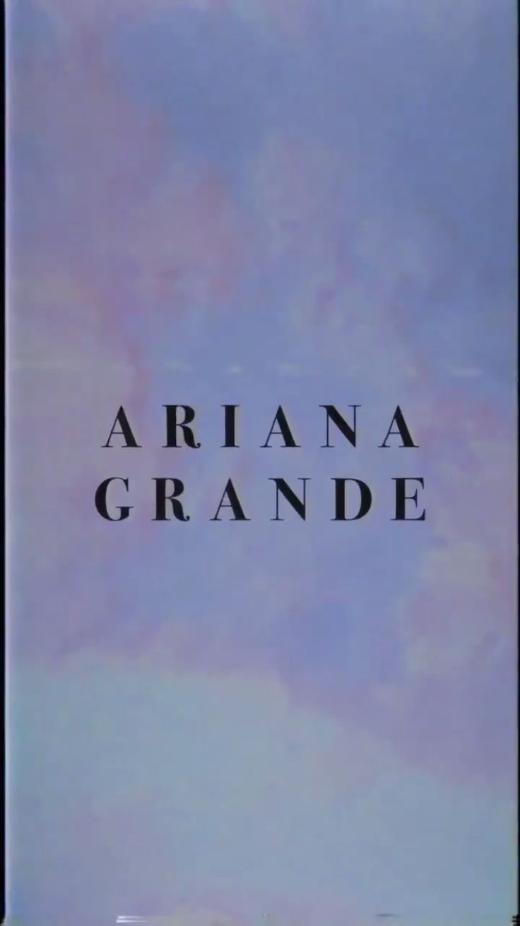 ariana grande bicicletta