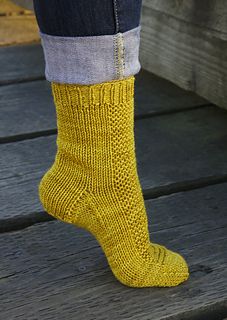 Best 25+ Knit sock pattern ideas on Pinterest How to ...