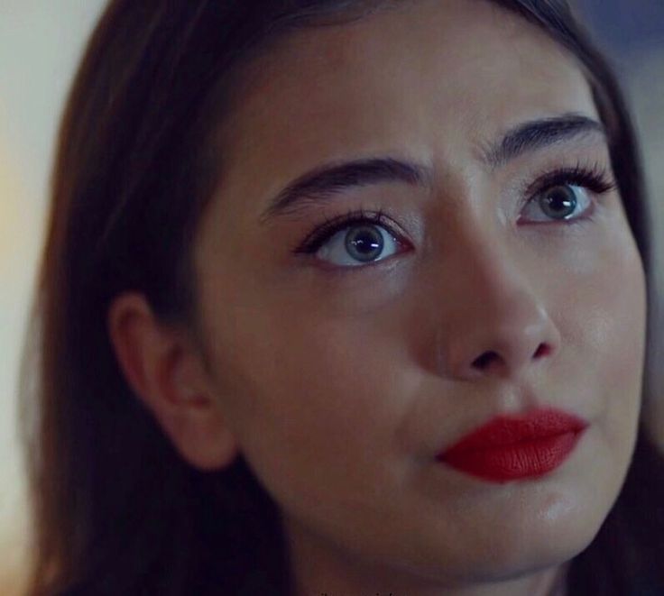 Neslihan Atagul Neslihan Atagul