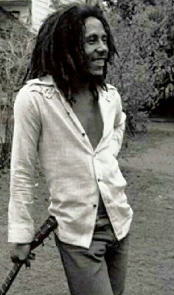 the life and musical career of nesta robert bob marley Bob marley was born robert nesta marley on february 6, 1945, to 50-year old white quartermaster captain norval marley of the british west indian regiment and an eighteen-year old black jamaican woman, cedella malcolm. the life and musical career of nesta robert bob marley Bob marley was born robert nesta marley on february 6, 1945, to 50-year old white quartermaster captain norval marley of the british west indian regiment and an eighteen-year old black jamaican woman, cedella malcolm.