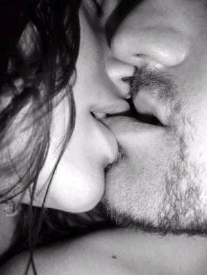 Deep smooch