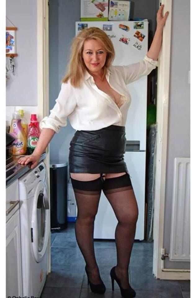 Hot wild mature women Hot wild mature women