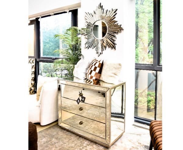 Hermes Mirrored 3 Drawer Dresser Sideboard Decoración Del Hogar Decoración De Unas Hogar