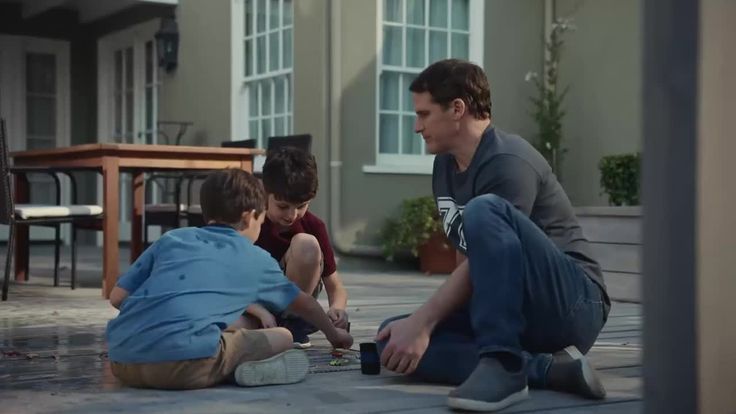 Who Is The Sun Man In Behr Commercial VIDEO Behr george hamilton TV commercial 2022 Behr george hamilton spot