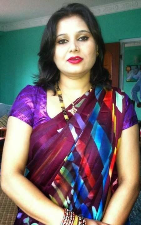 nude-cute-aunty-india
