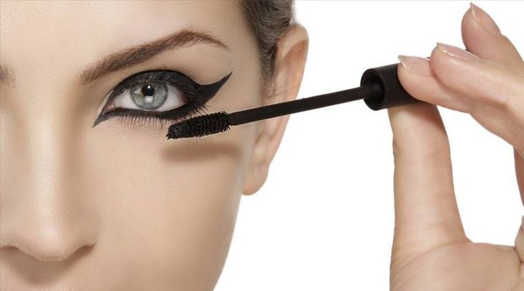 The case of the disappearing eye makeup