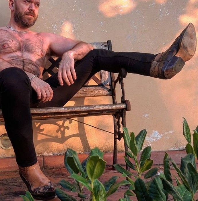 Pin de Medley en Botas en 2020 | Botas vaqueras, Vaqueros, Botas Pin de Medley en Botas en 2020 | Botas vaqueras, Vaqueros, Botas