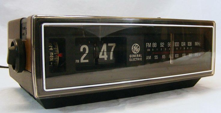 Remember The Of Numbers Flipping Flip Alarm Clock Flip Alarm Clock, Retro Alarm Clock Radio