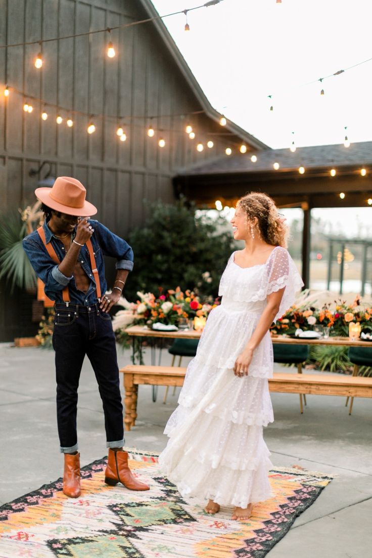 Rustic Modern Boho Wedding Vibes in 2020 | Boho wedding, Reception