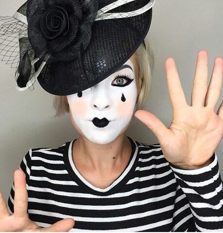 16 DIY Halloween Makeup Looks, die eigentlich einfach sind 16 DIY Halloween Makeup Looks, die eigentlich einfach sind