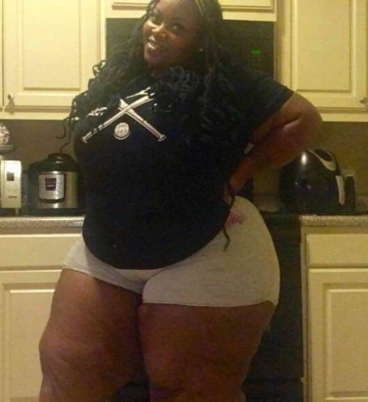 ebony tranny sucking dick