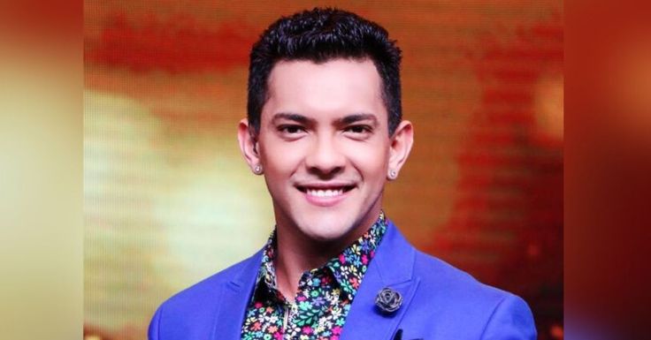 Indian Idol 11 host Aditya Narayan announces six-months break from