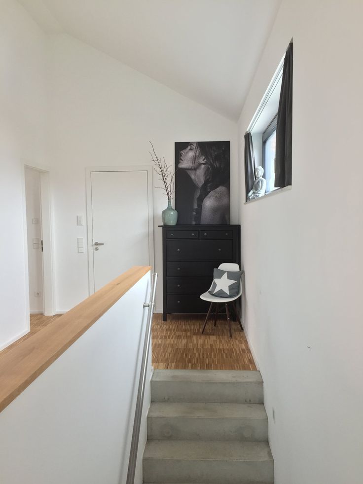 Die besten 25+ Schwarzweisse treppe Ideen auf Pinterest schwarze - designer wohnung schwarz weis kontraste Die besten 25+ Schwarzweisse treppe Ideen auf Pinterest schwarze - designer wohnung schwarz weis kontraste