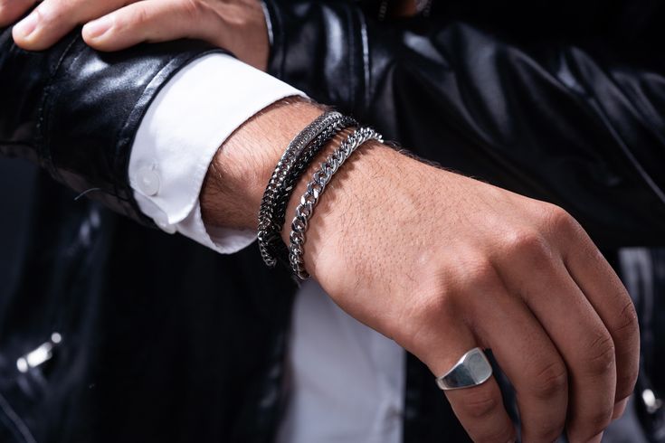 Sleek Curb Chain Bracelet for Men