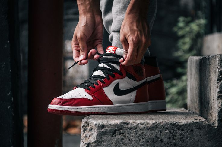 Jordan 1 Chicago Low On Feet Off 76 Jordan 1 Chicago Low On Feet Off 76