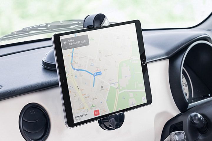 吸盤でくっつく車載ホルダー 200 Car053 スマホやタブレットをカーナビに インターネットコム タブレットホルダー 車載 タブレット