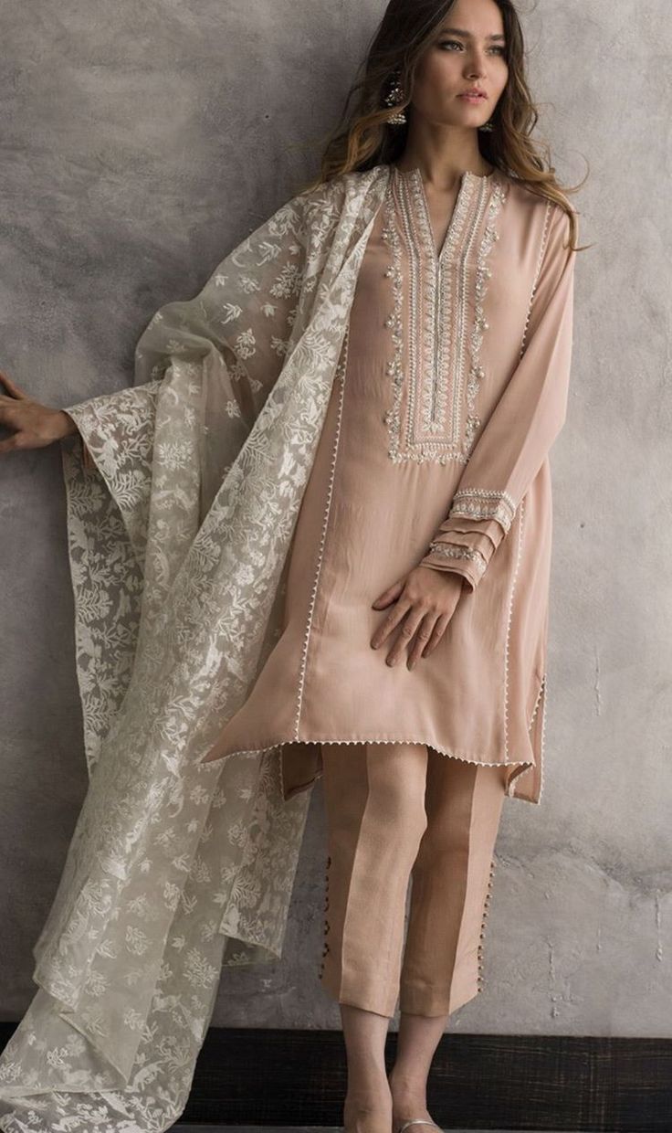 32 Banarsi suit design ideas | banarsi suit design, banarsi suit, suit designs
