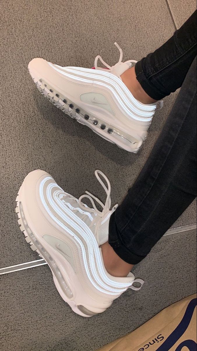 Pin Su Shoes Sneakers