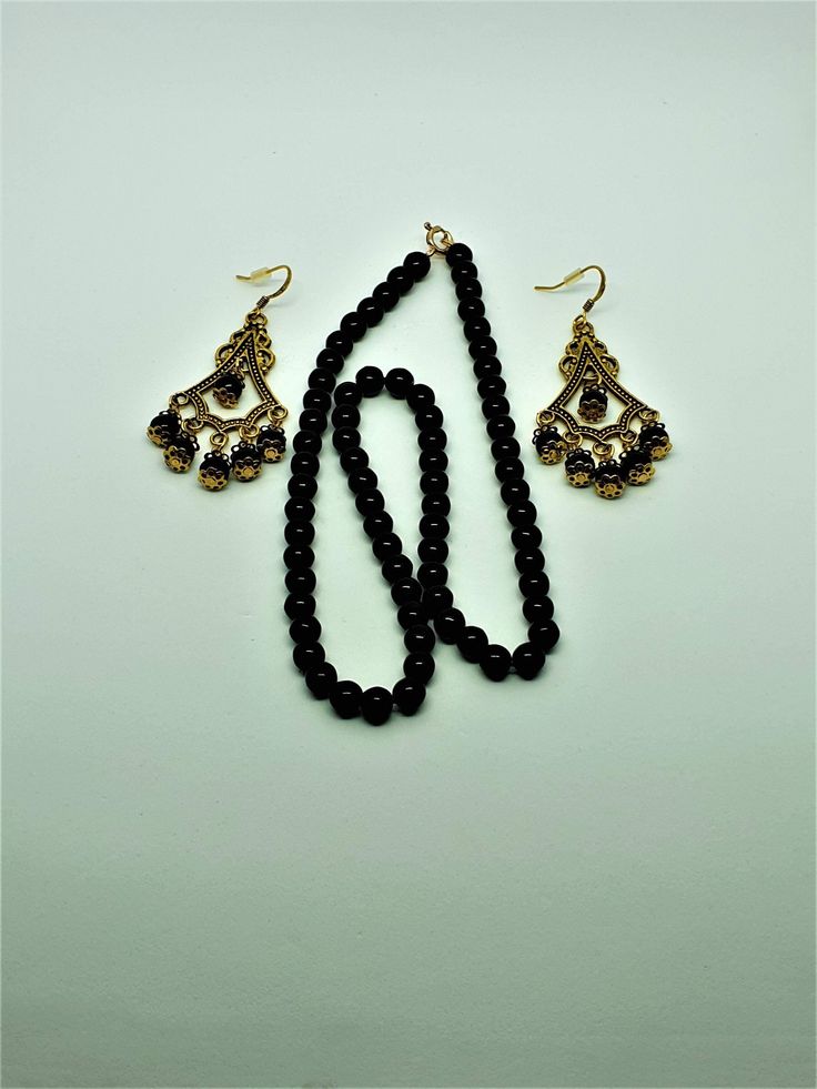 Black Jewellery Set Gold Golden Chandelier Earrings 1 In 2022 Jewelry Sets Bead Necklace Black Jewellery Set Gold, Black And Gold Chandelier Earrings Uk