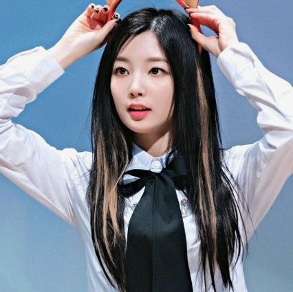 rocket punch kim yeonhee rocket punch kim yeonhee
