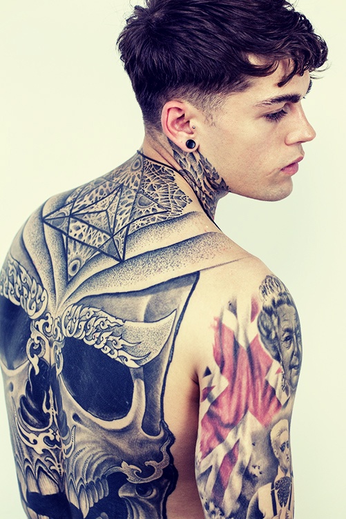 Männliche tattoo models