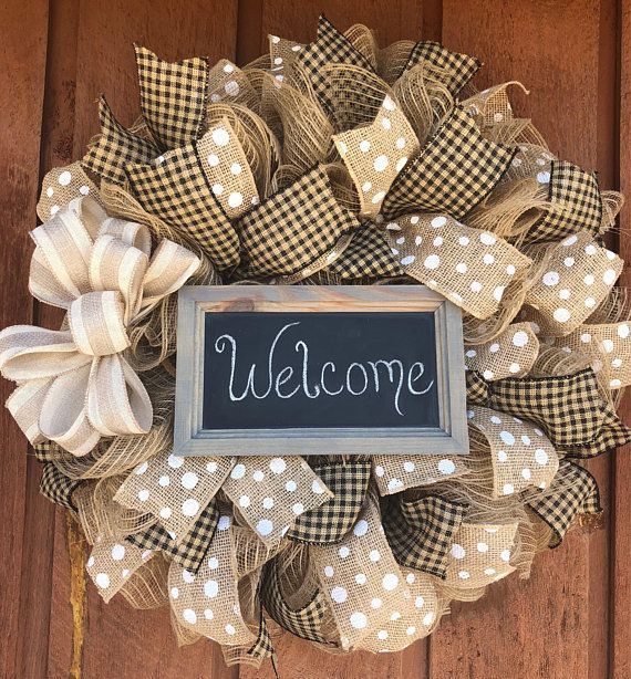 Farmhouse Rustic Burlap Wreath - Burlap Deco Mesh Wreath- Chalkboard Wreath #bur...