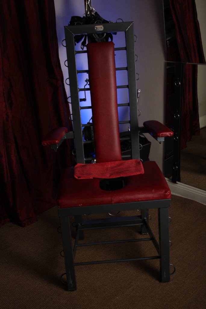 Fat pussy pissing Humilated fisting stretch my pussy story