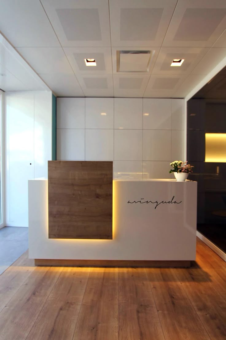 Reforma Clinica Dental Avinguda Www Larapujol Design Interiors Reforma Clinica Dental Avinguda Www Larapujol Design Interiors Corporatecare Pinterest Reception Desk Office